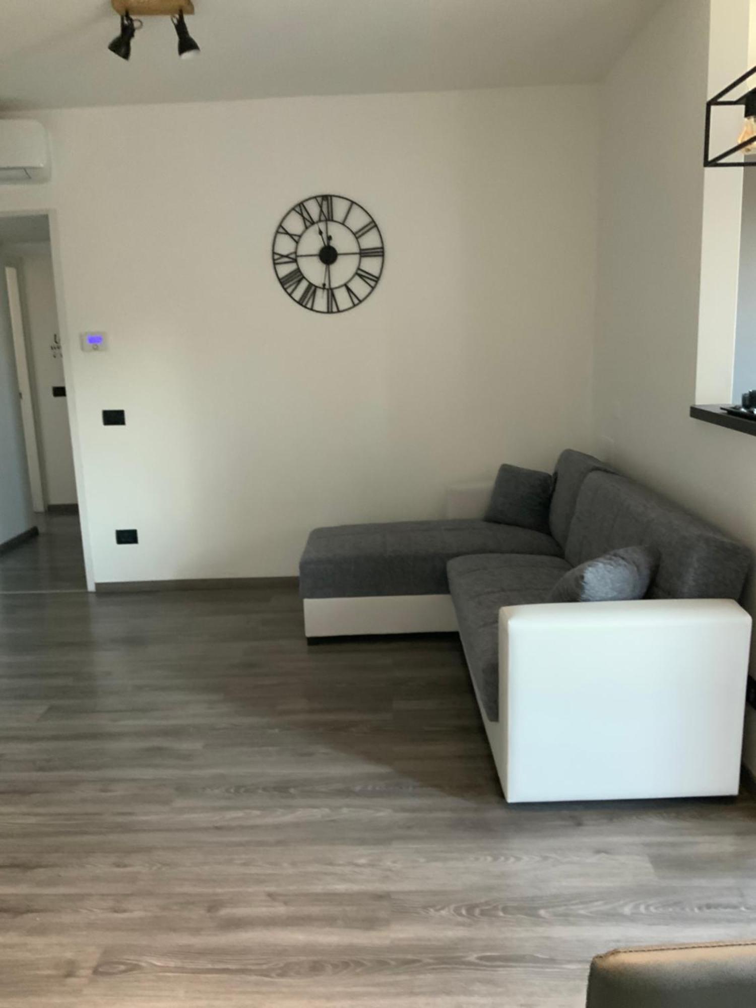 Trilocale Alle Porte Di Milano Immerso Nel Apartment